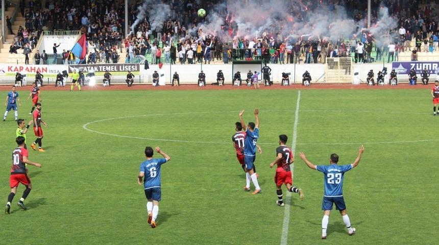 Kahta 1978 Spor-Besni Belediye Spor: 1-0
