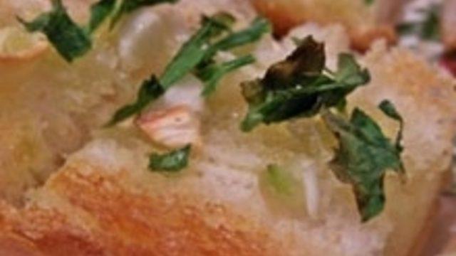 Sarımsaklı Çıtır Ekmek