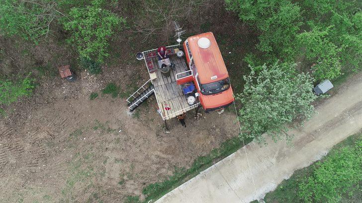 Kızları ağaç ev istedi, o minibüsten ev yaptı G4