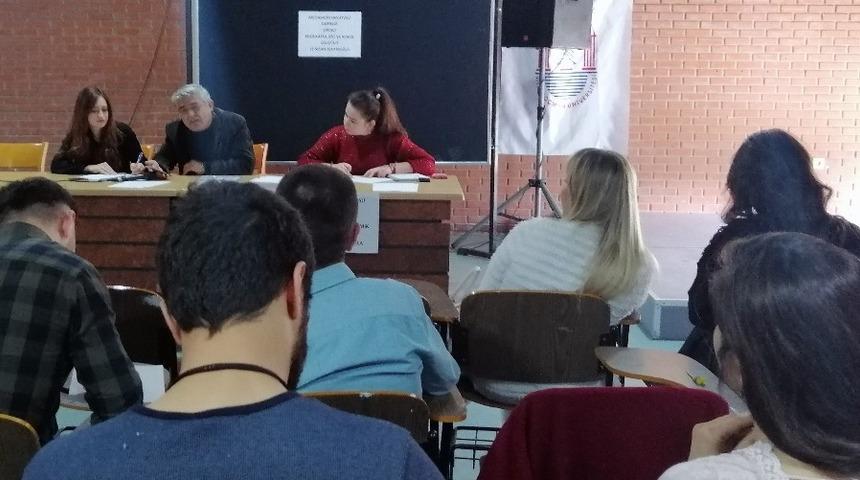 Metinbilim, jest ve mimik kitabı hazırlıyor