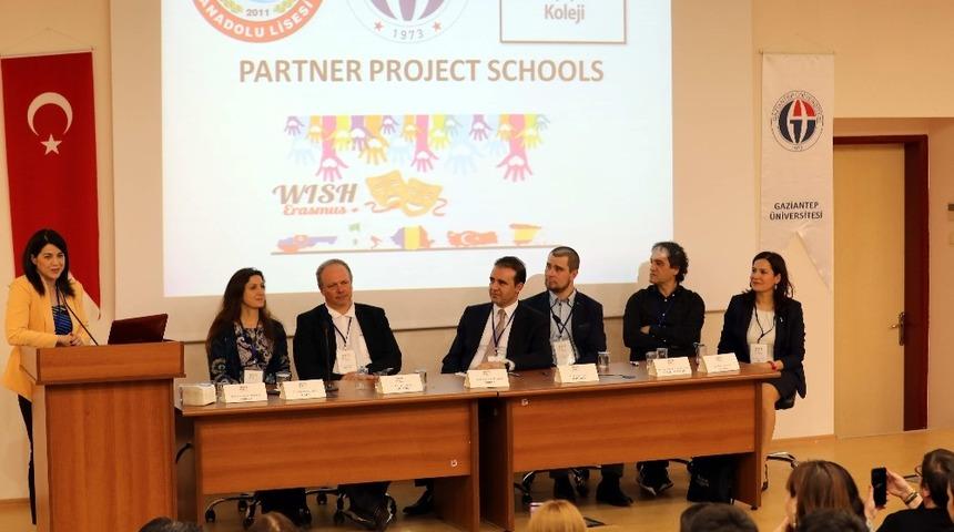 GA&Uuml;N eğitim fak&uuml;ltesi proje toplantısına ev sahipliği yaptı