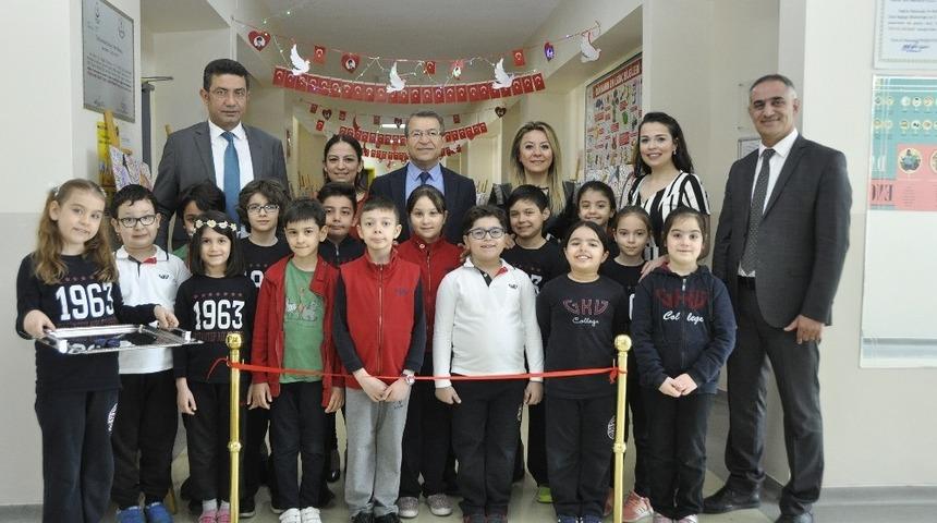 Gaziantep Kolej Vakfında sanat r&uuml;zgarı