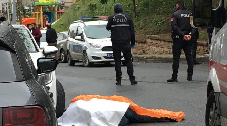 Kağıthane'de cinayet...Tartıştığı damadını sokak ortasında vurarak &ouml;ld&uuml;rd&uuml;