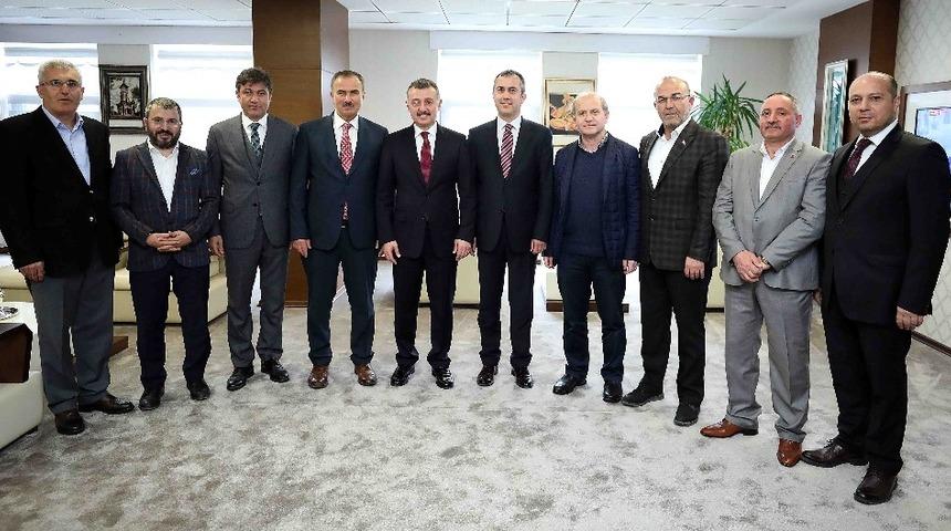 Başkan B&uuml;y&uuml;kakın, &lsquo;&rsquo;&Uuml;reticimizin yeni pazarlar bulmasını sağlayacağız&rsquo;&rsquo;