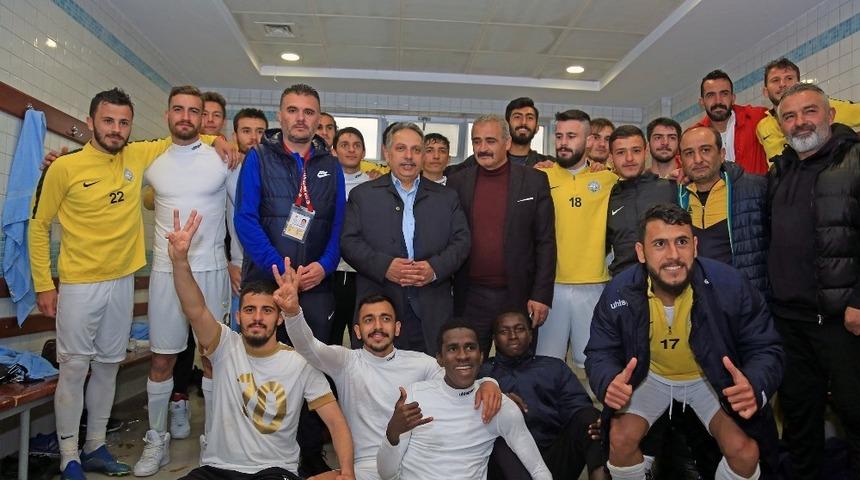 Başkan Yal&ccedil;ın&rsquo;dan Talasg&uuml;c&uuml;&rsquo;ne tebrik