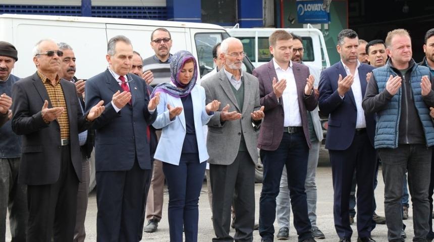 Başkan K&ouml;se, esnaf duası ile &ccedil;alışmalarına başladı