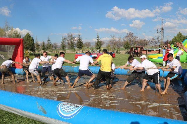Sandıklı&rsquo;da &Ccedil;amur ve Termal Festivalinin ikincisi d&uuml;zenlendi 3