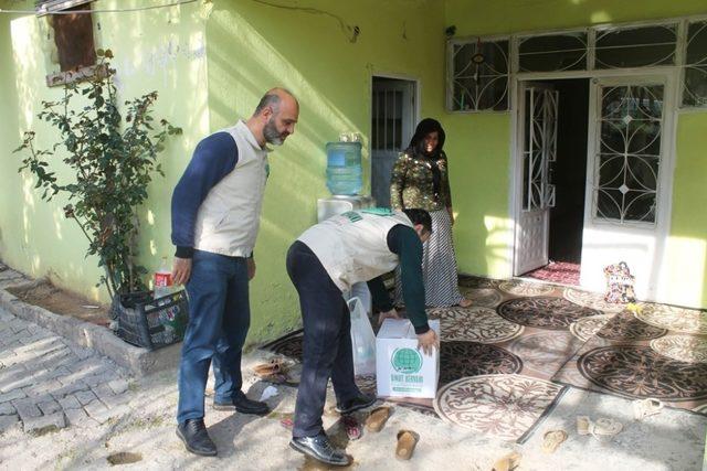 Kermesin geliri ile ihtiyaç sahiplerine yardım