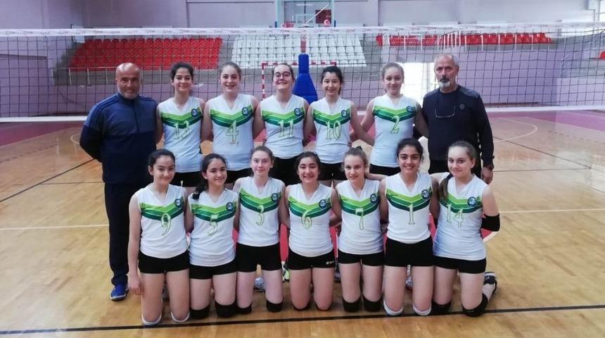 Salihli’nin küçük sultanları dört dörtlük