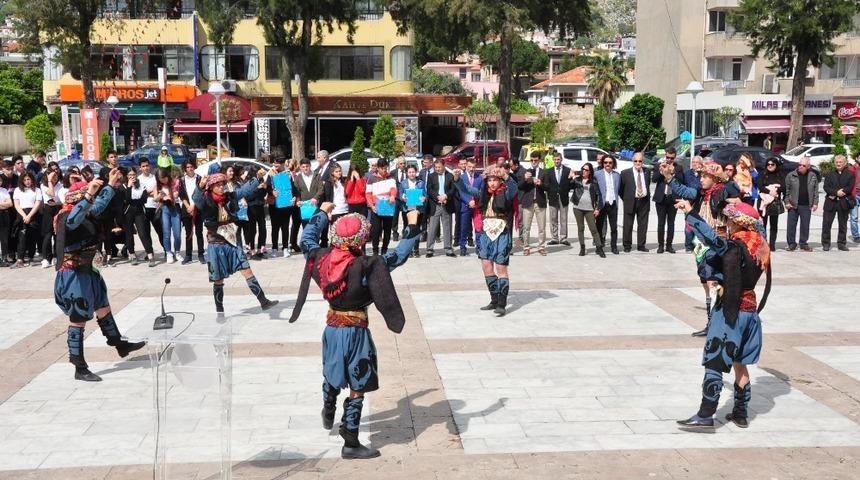 Ekici; “Turizm gözde sektör olacak”