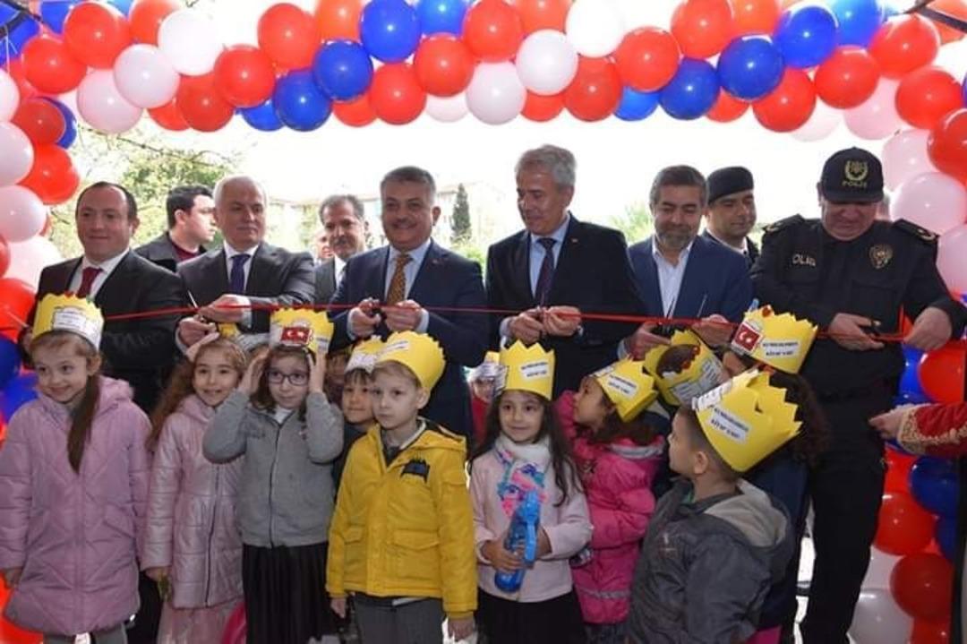 Susurluk kitap fuarı a&ccedil;ıldı