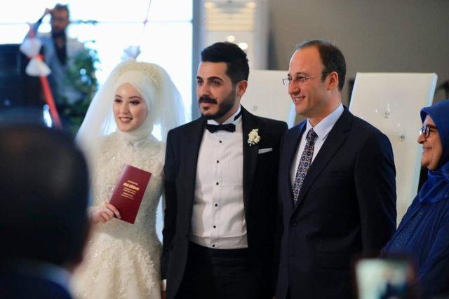Başkan Örki ilk nikahını kıydı
