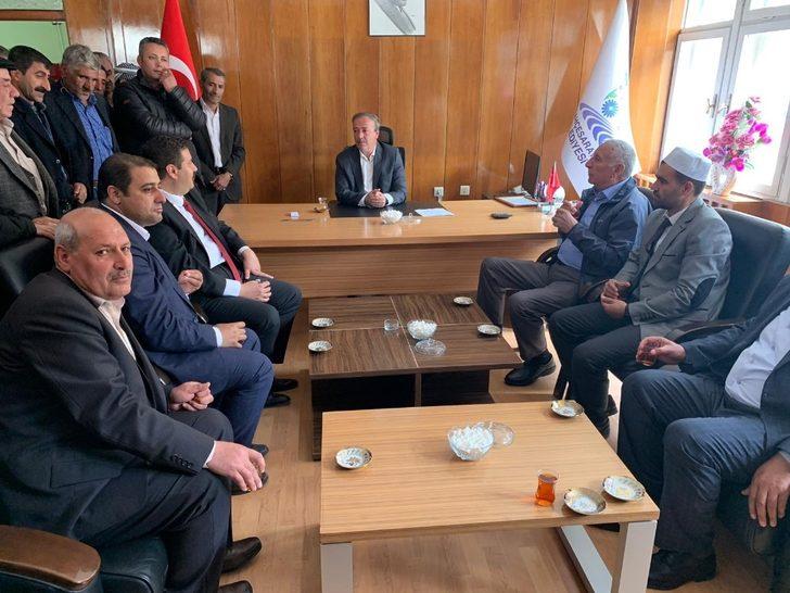 Bahçesaray Belediye Başkanı Arvas, göreve başladı G4