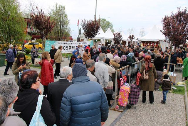 Yalova’da 7 ton Karadeniz yemeği 15 dakikada tükendi