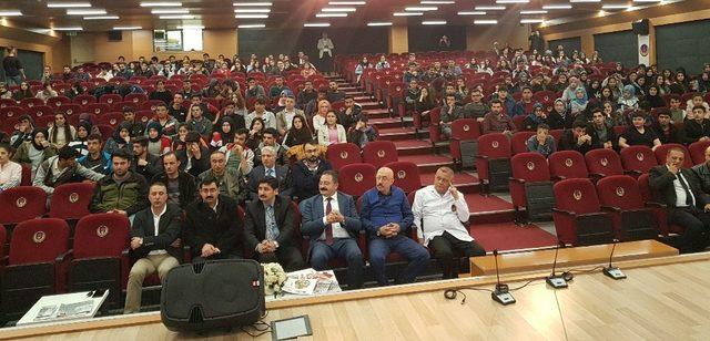 Tuşba’da “Öğrenme Yolculuğunda Başarı Rehberi” Semineri düzenlendi