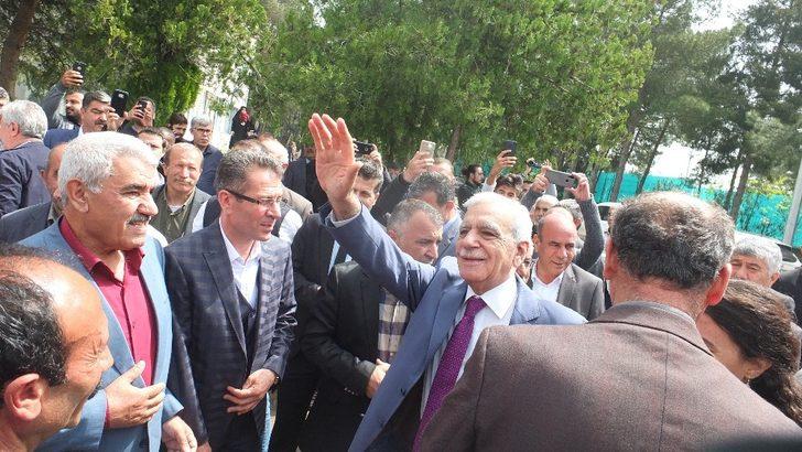 Ahmet Türk mazbatasını aldı G4