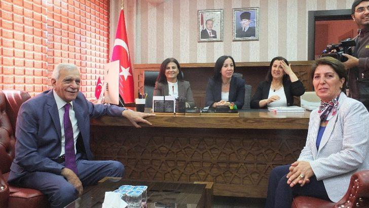 Ahmet Türk mazbatasını aldı G5