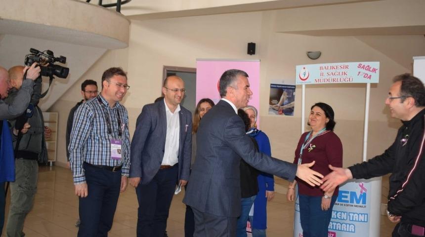 Edremit’te “Kanser-Farkındalık” etkinliği gerçekleştirildi