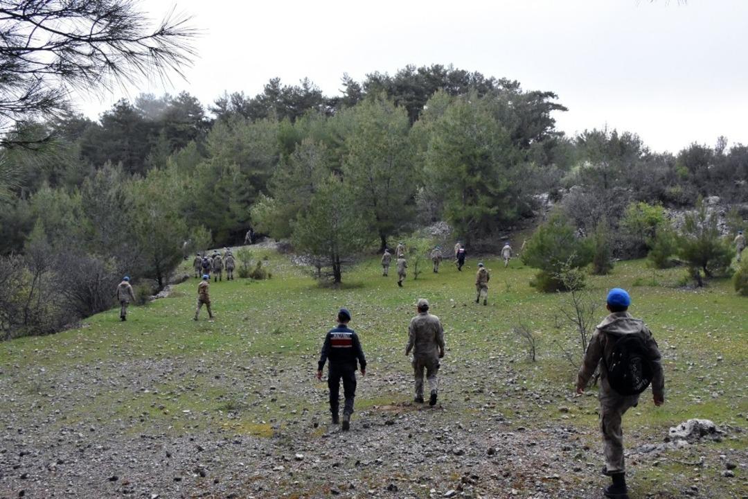 7 g&uuml;nd&uuml;r kayıp vatandaşı Komandolar arıyor