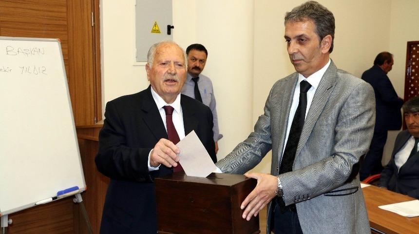 Erzincan İl Genel Meclisi yeni başkanını se&ccedil;ti