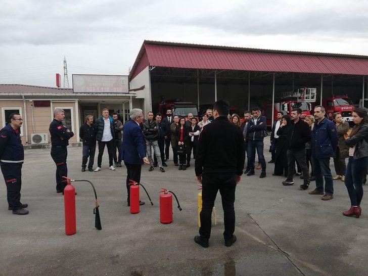 Öğretmenler yangın söndürmeyi öğreniyor G3