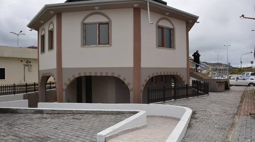 Yapımı tamamlanan mescit ibadete a&ccedil;ıldı