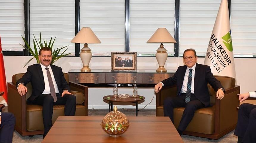 Edip Uğur&rsquo;dan hayırlı olsun ziyaretleri