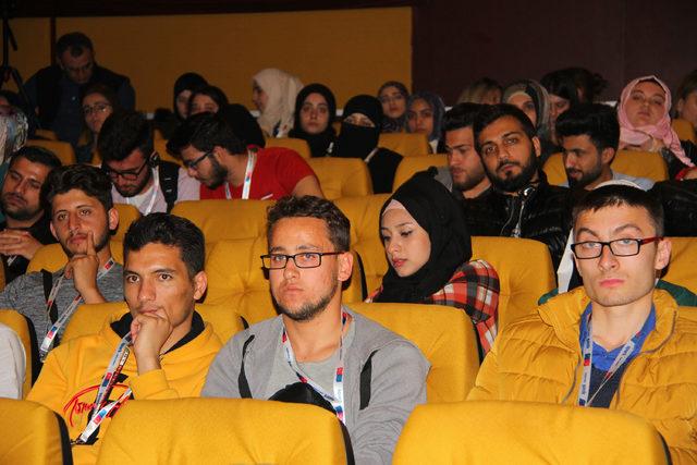 AB bursları ile Türkçe öğrenen Suriyeli gençler, mezun oldu