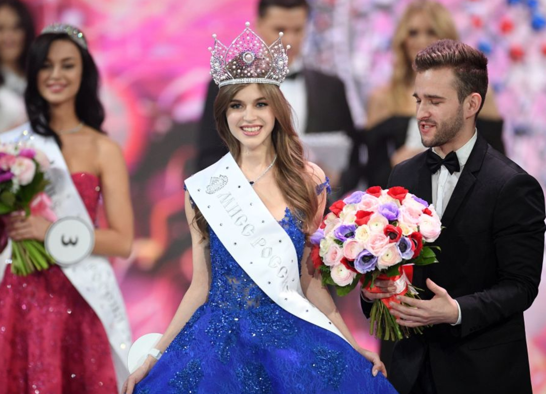 Miss Russia 2019 G&uuml;zellik yarışması birincisi Alina Sanko oldu! İşte Rusya'nın en g&uuml;zel kızı