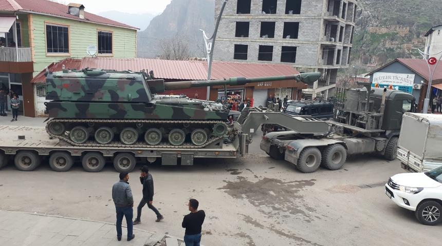 Irak sınırına obüs sevkiyatı