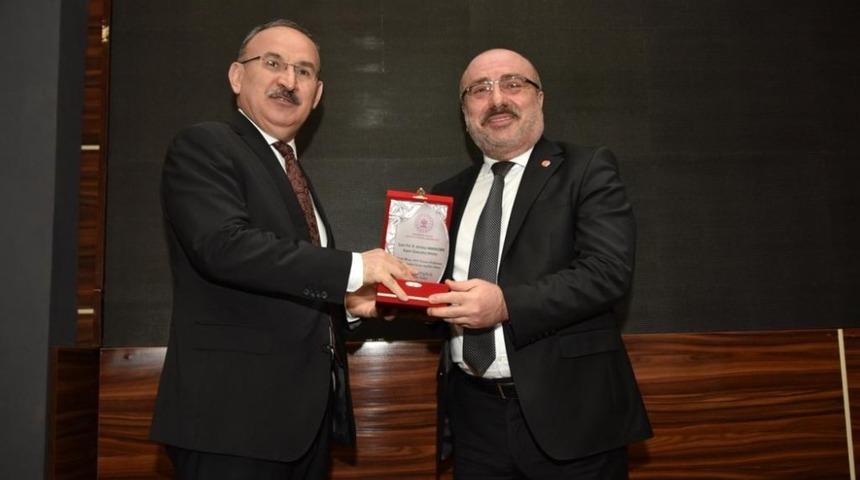 KAY&Uuml; Rekt&ouml;r&uuml; Karamustafa, Kastamonu&rsquo;da Turizm Konferansı Verdi