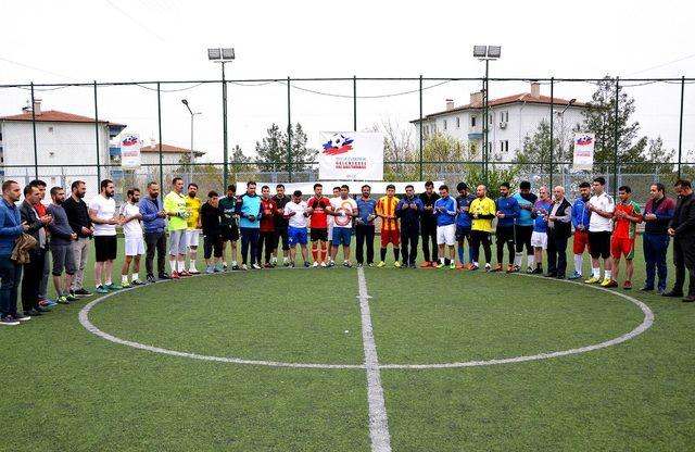 Dicle Elektrik futbol turnuvası dualarla yeniden başladı