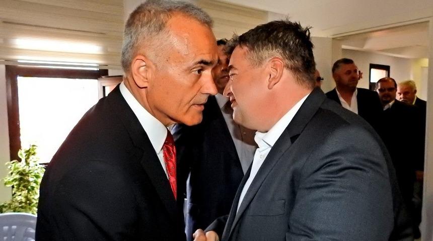 Arnavutlar&rsquo;dan Başkan Oran&rsquo;a nezaket ziyareti