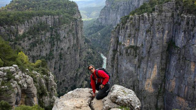 Tazı Kanyonu'nda tehlikeli poz
