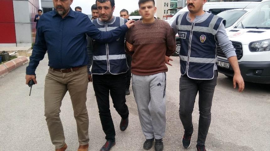 Su&ccedil; makineleri tutuklandı