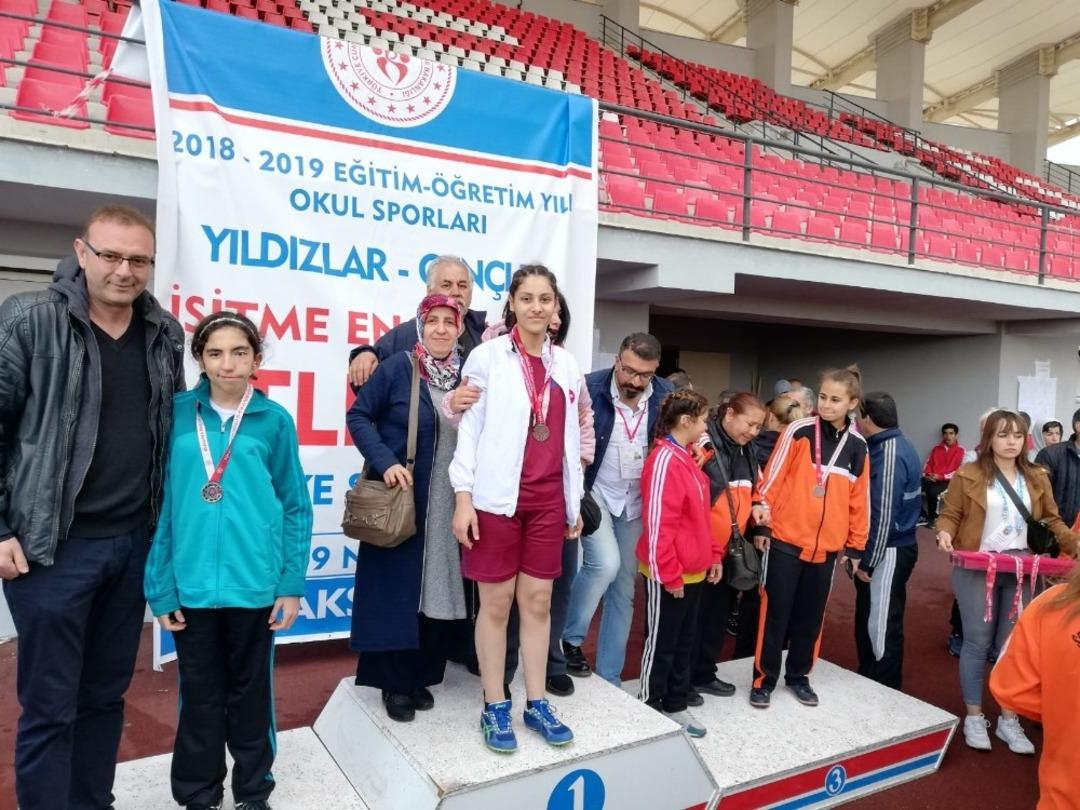 Hataylı işitme engelliler T&uuml;rkiye şampiyonu oldu