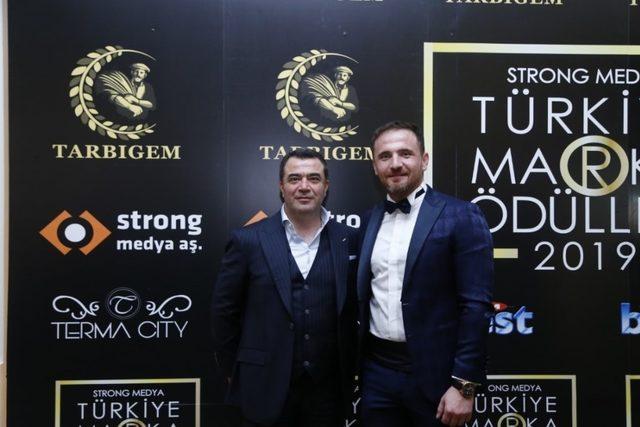 T&uuml;rkiye marka &ouml;d&uuml;lleri sahipleriyle buluştu 2