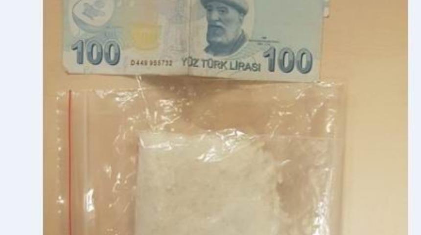 Takside uyuşturucu satan ş&uuml;pheli yakalandı