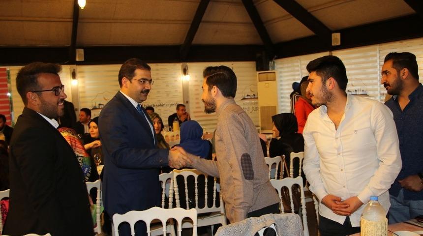 Canpolat teşkilat mensuplarıyla bir araya geldi