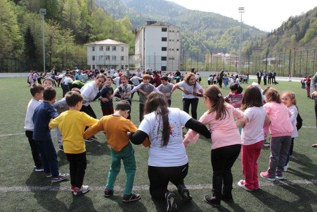 “Oyun Şenlikleri” Çaykara’da yapıldı