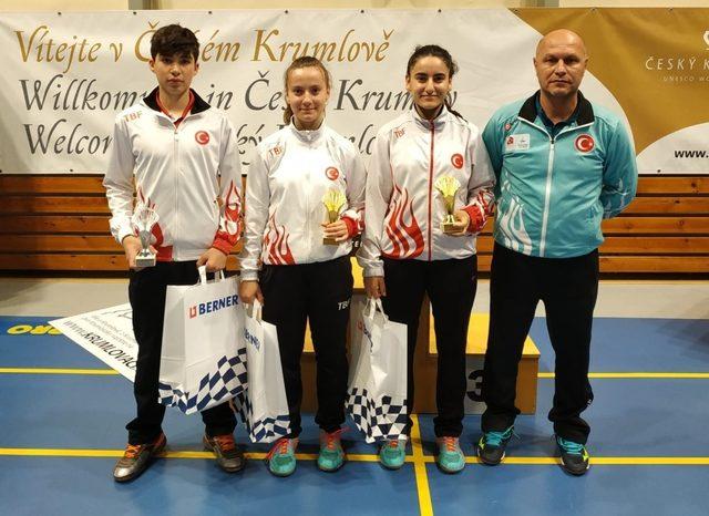 Badmintonda 1 altın, 1 gümüş madalya Türkiye’ye geldi