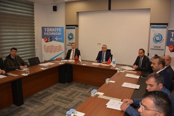 Niğde’de İl İstihdam ve Mesleki Eğitim Kurulu (İİMEK) Toplantısı yapıldı G5