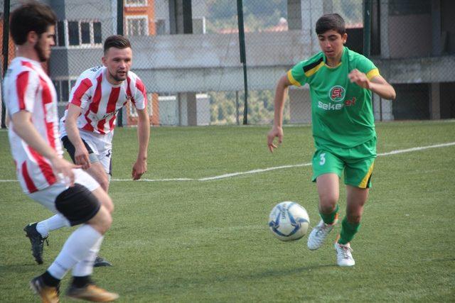 Vezirhanspor gol oldu yağdı