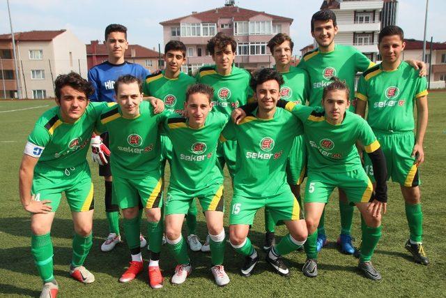 Vezirhanspor gol oldu yağdı