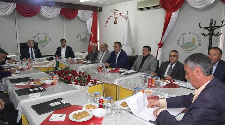 Sungurlu Belediyesi&rsquo;nde yeni d&ouml;nem ilk meclis toplantısı yapıldı