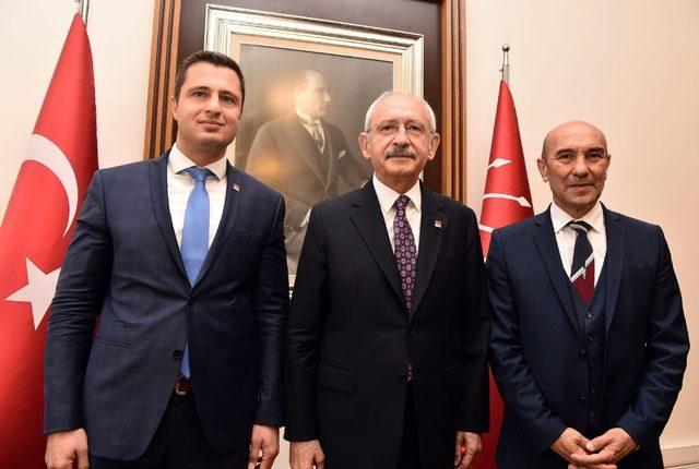 Kılıçdaroğlu, İzmir ve ilçe belediye başkanlarını kabul etti