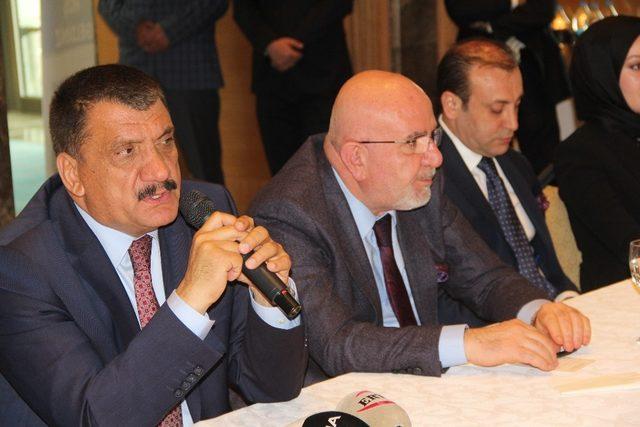 Başkan Gürkan MİAD yönetimi il bir araya geldi