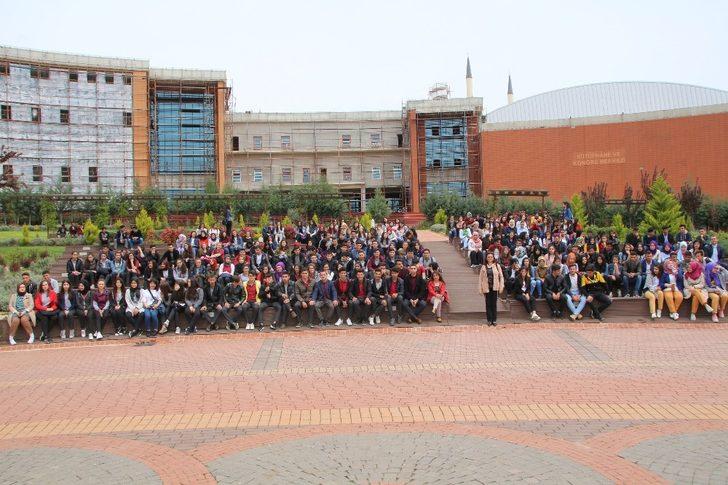 Üniversite de Kariyer Günü etkinliği G5