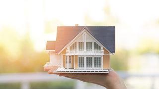 Rüyada ev görmek ne anlama gelir? Rüyada dağınık, eski, 3 katlı ev görmek ne demek?