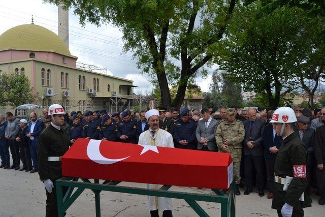 Kore Gazisi son yolculuğuna uğurlandı